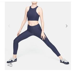 Outdoor Voices 3/4 Warmup Leggings